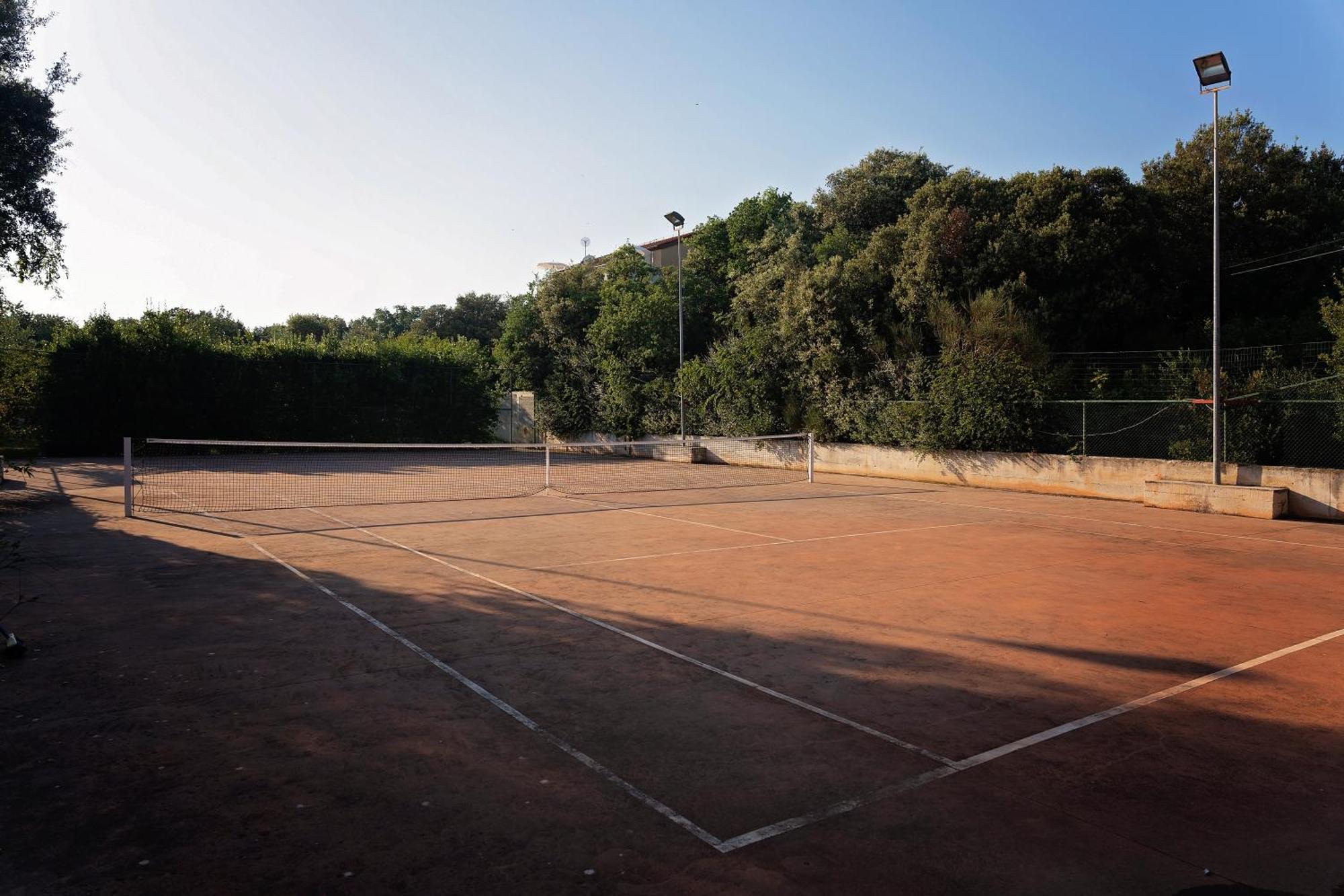 Guesthouse "Barboska" - Big Outdoor Swimming Pool & Private Tennis Court Vodnjan Exterior photo